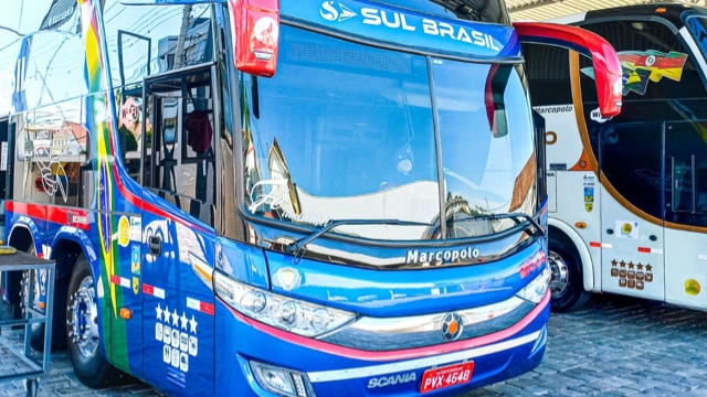 Ônibus Low Driver 1800 G7